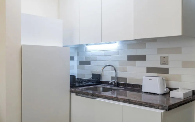 Cozy Studio Budget Friendly