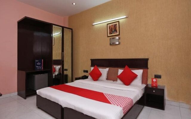 Pitrashish Aashray Hotel