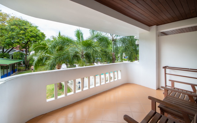 Bay Beach Resort