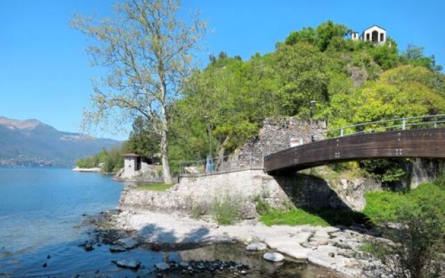 House Annalina Castelveccana