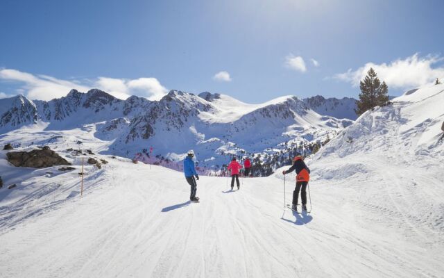 Apartaments Turistics Prat de Les Mines