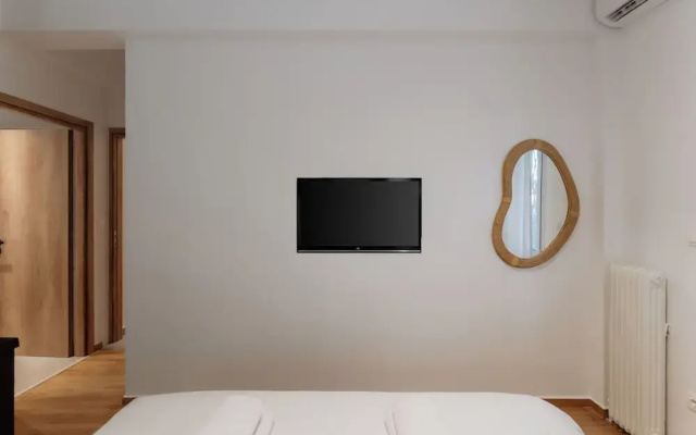 Classy & Modern Apt in Pagrati - Athens