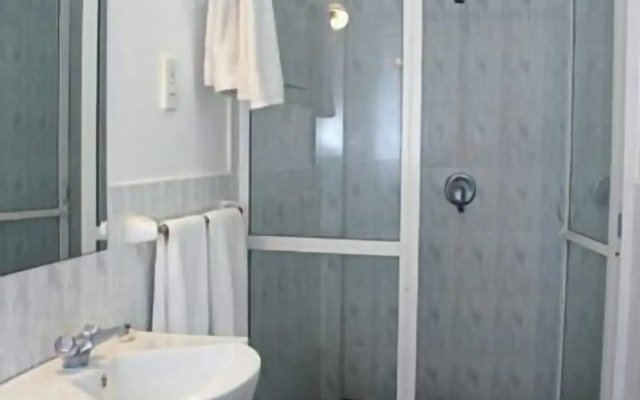 Roy Villa Beach Hotel