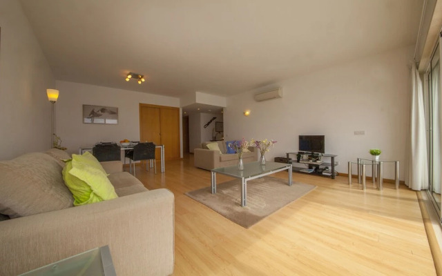 B40 - Dom Manuel Apartment