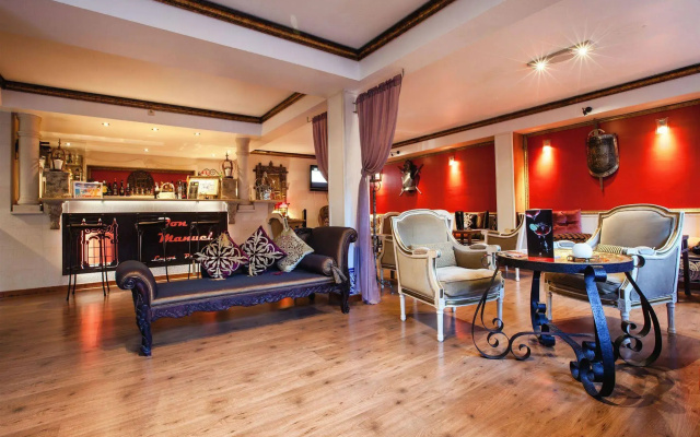 Charming Residence & Guest House Dom Manuel I (Adults only)