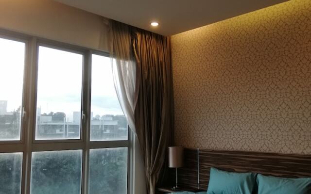 Regalia Suite by Jayden