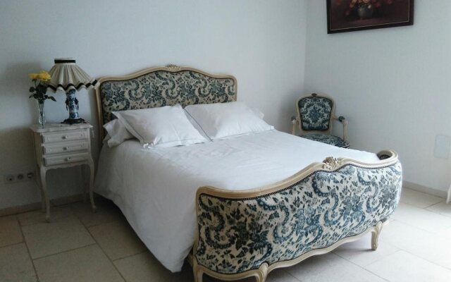 Domaine De Lardoisiere