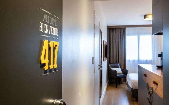 Best Western Plus Suitcase Paris La Defense