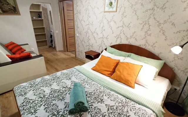 Диван и Чемодан на пр-кте Красный, 59