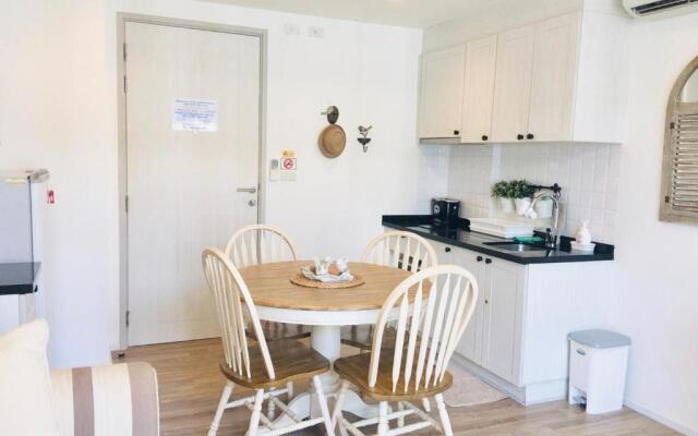 Summer Huahin Condo612,Near beach&Cicada,Beautiful swimming pool