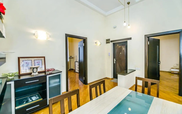 ЦЕНТР БАКУ 2 Спальни