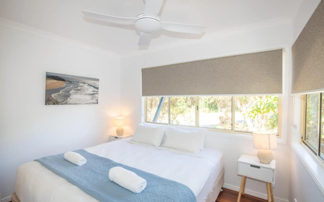 The Blue House - 100M TO BEACH, PET FRIENDLY, BIG HOUSE, SLEEPS 8 – Guest Rooms – Point Lookout