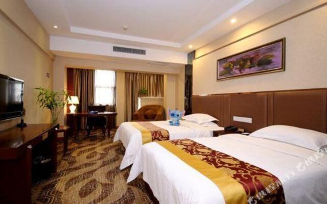 Yueke Business Hotel (Xi 'an Fengqing Park Subway Station)
