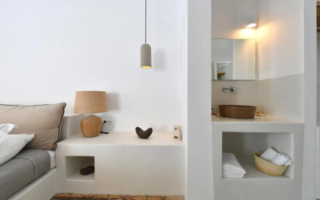 Thiro Villas Santorini
