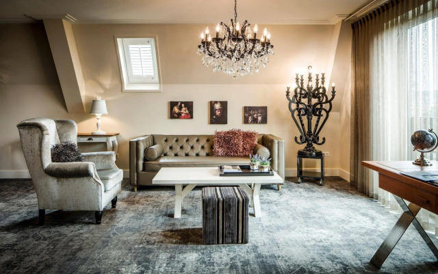 Luxury Suites Amsterdam - Member of Warwick Hotels