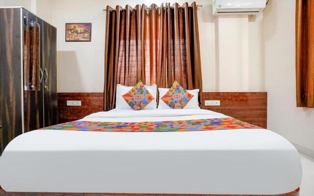 Fabhotel Himalay Guest House