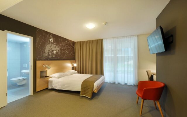 SwissTech Hotel