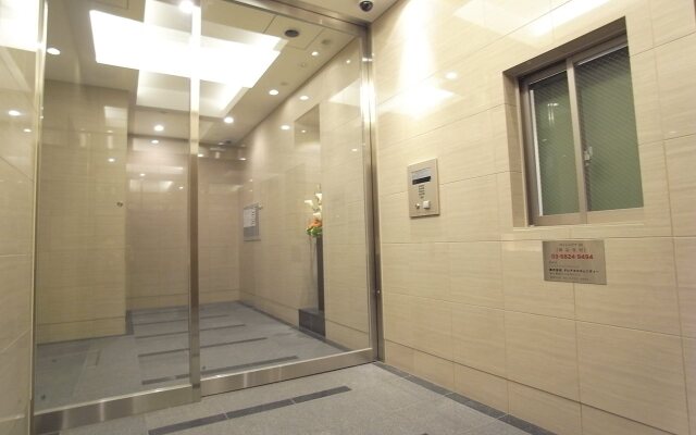 Concieria Shimbashi Crossia