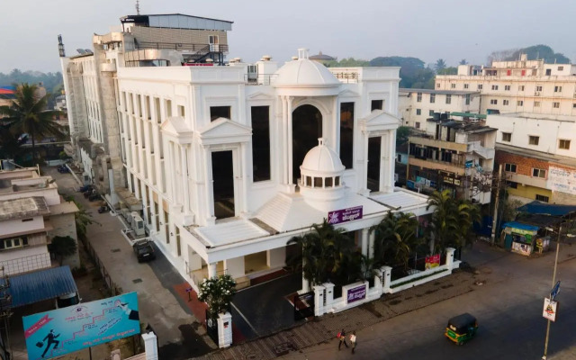 Royal Orchid Central
