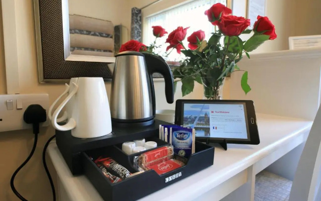 Elagh View Bed & Breakfast