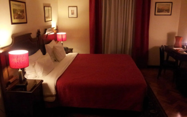 Pão de Açúcar – Vintage Bumper Car Hotel