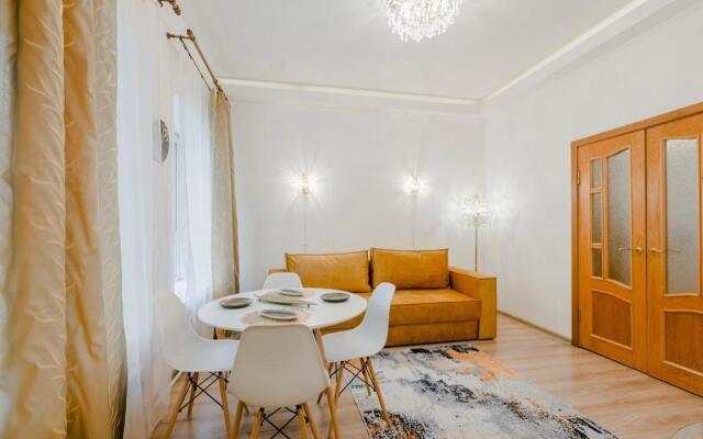 DeRent Aparts (ДеРент Апартс) на набережной канала Грибоедова 79