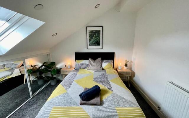 Spacious 1 Bed Apartment In The City Centre