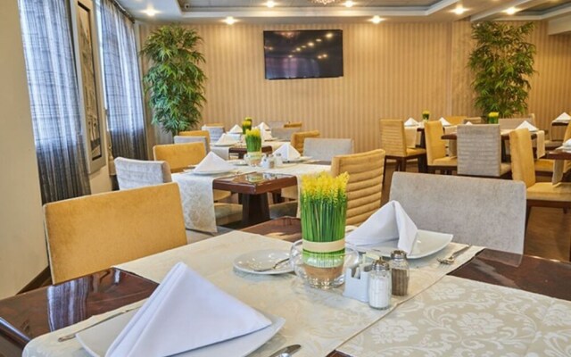 Limaq Hotel