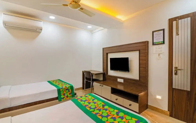 Treebo Petals Banquet & Suites - Kolkata