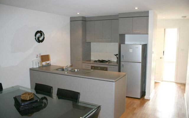 Grand Manor Motor Inn - Queanbeyan