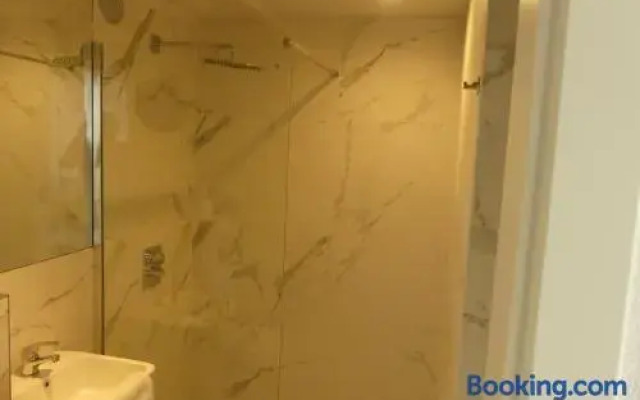 P&O Plac Grzybowski 1