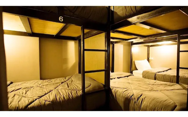 Stamp Hostel - Adults Only