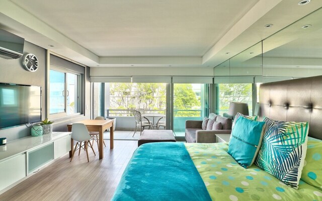 Clifton Studio