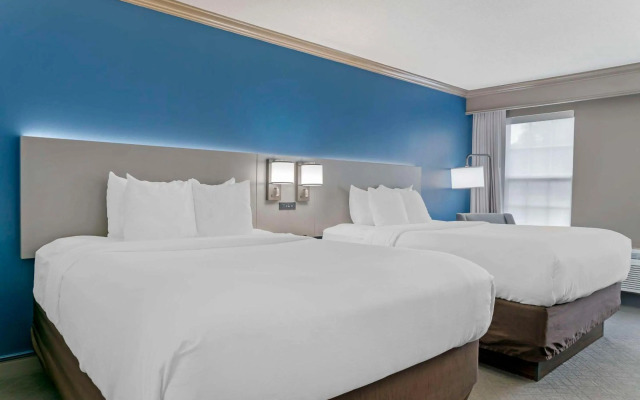 Comfort Inn Plainwell