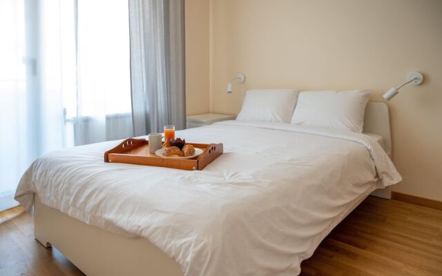 Spacious 1bdr Apartment in City Centre With Balcony