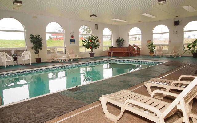 Red Roof Inn Osage Beach - Lake of the Ozarks