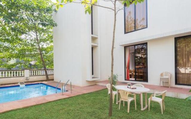 Greenwoods Eight by Vista Rooms
