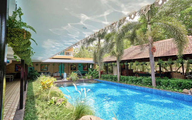 Mayfair Manor Alibag