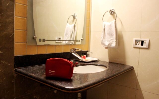 OYO 10848 Hotel Geeson