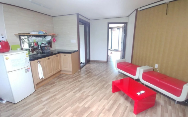 Geoje Sea Love Pension