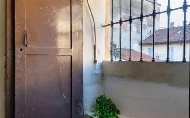 Valentino Mini Mansarda