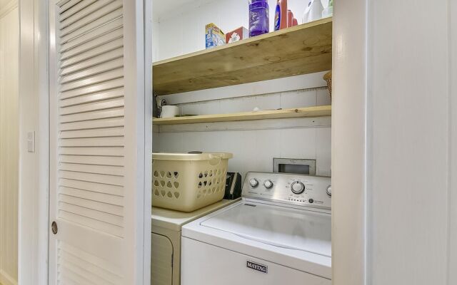 336 Hickman Street by Long & Foster