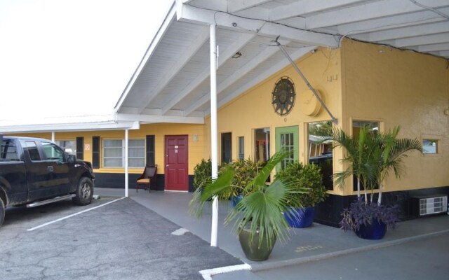 Tropicana Motel Wauchula