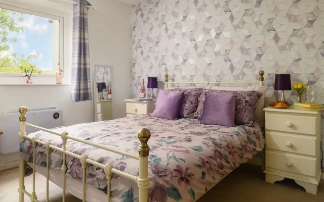 Apartment Near Harlech Castle, No Deposit