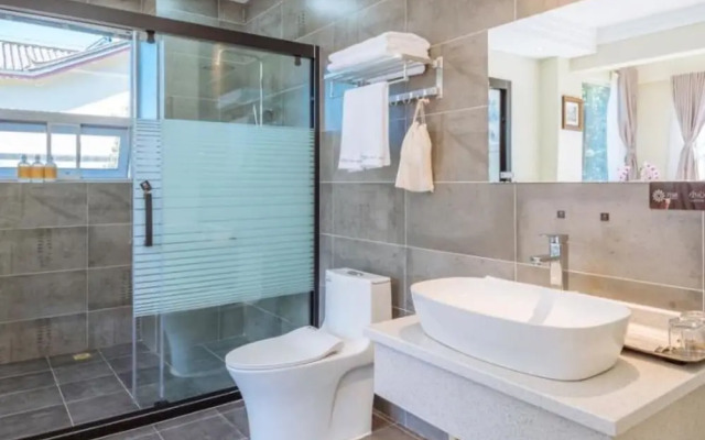 Floral Hotel · Mo Tan Lijiang