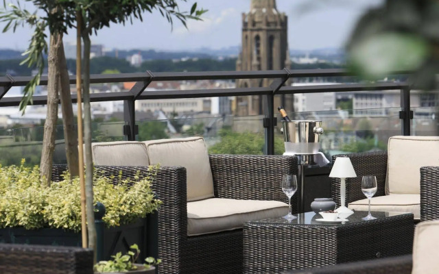Wasserturm Hotel Cologne, Curio Collection by Hilton