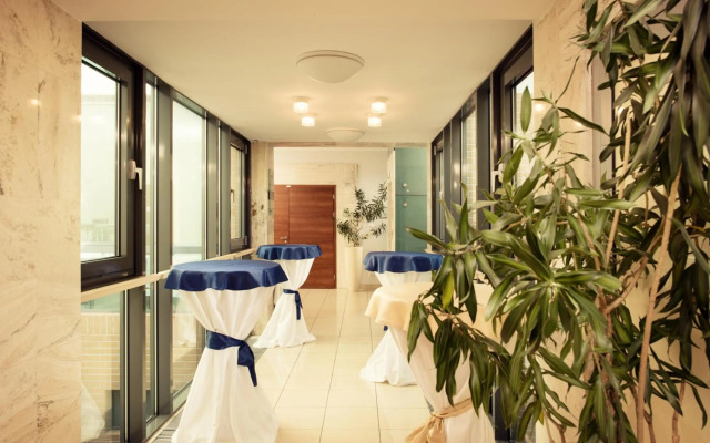 Hotel Ambassador