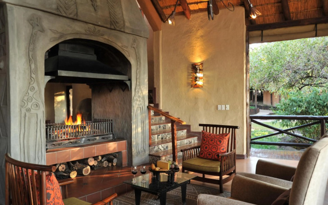 Lukimbi Safari Lodge