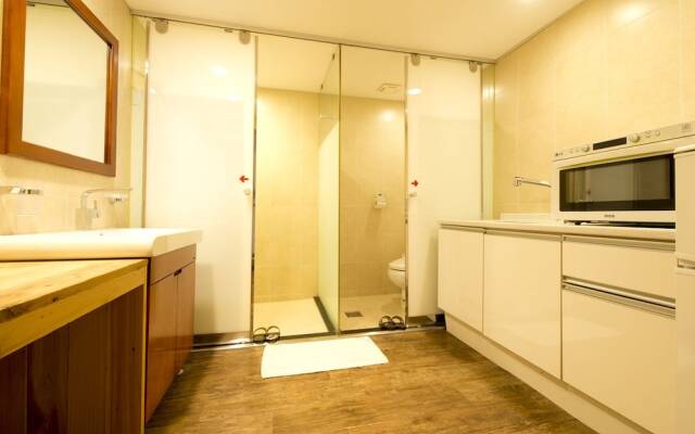 Tongyeong Geobukseon Hotel