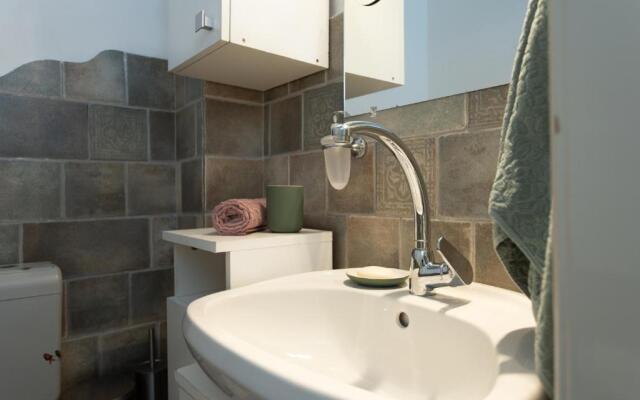 Central Design Apartment